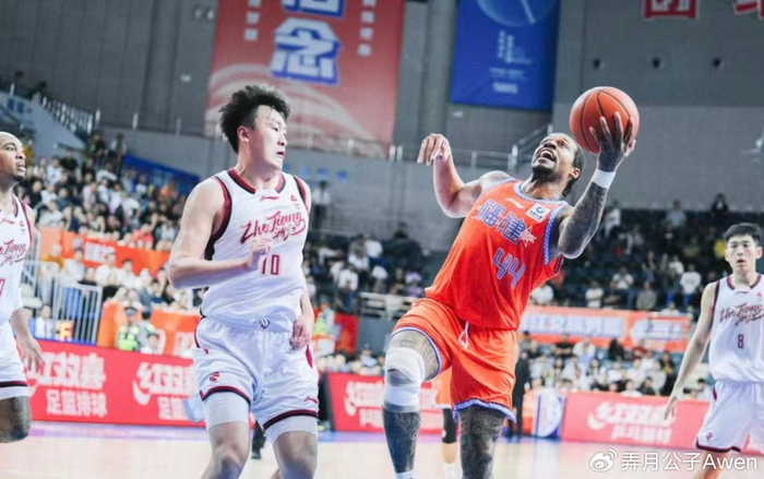 浙江顶薪内线刘泽一状态低迷引争议，CBA顶薪制